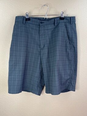 Nike Men's Plaid Gray Flat-Front Shorts